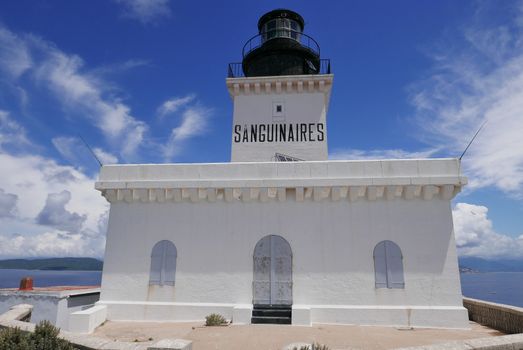 Holidays in southern Corsica.
Discovery of the Sanguinaires Islands, next to the city of Ajaccio