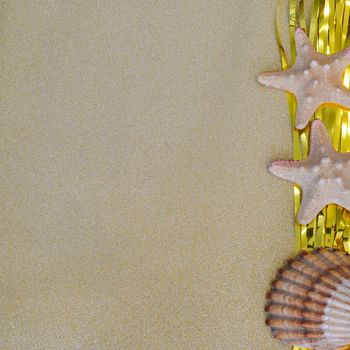 Christmas decorations and Christmas toys combined with sea stars and shells