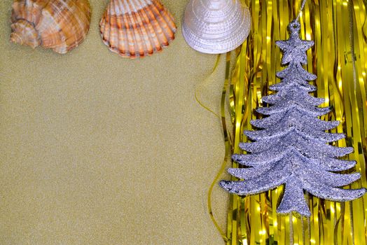 Christmas decorations and Christmas toys combined with sea stars and shells