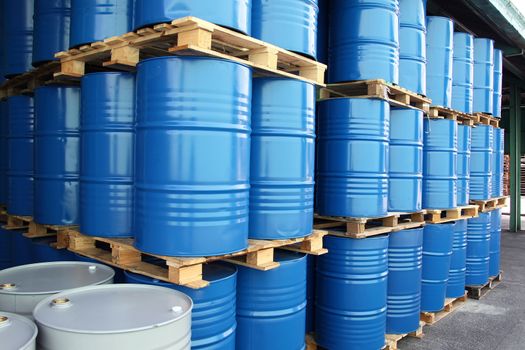 many Drums for chemical liquids