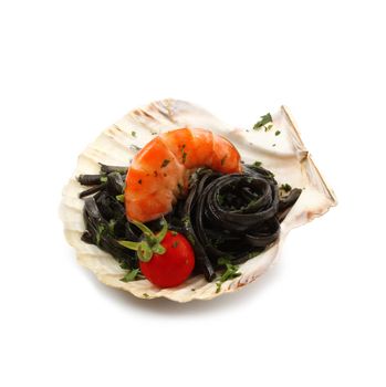 original italian pasta with prawns in a shell