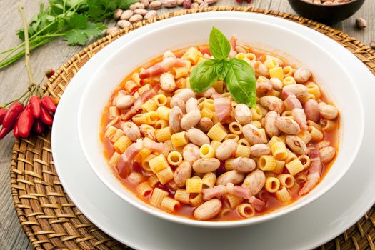 original italian pasta with beans