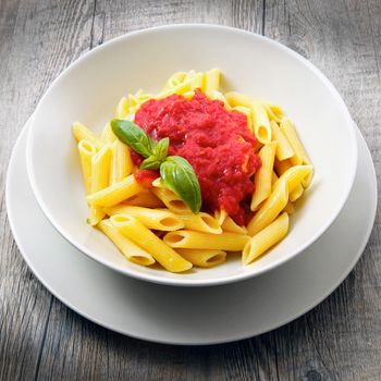 italian pasta with tomato and basil