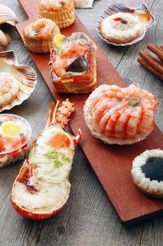 a delicious fresh specialties of shellfish