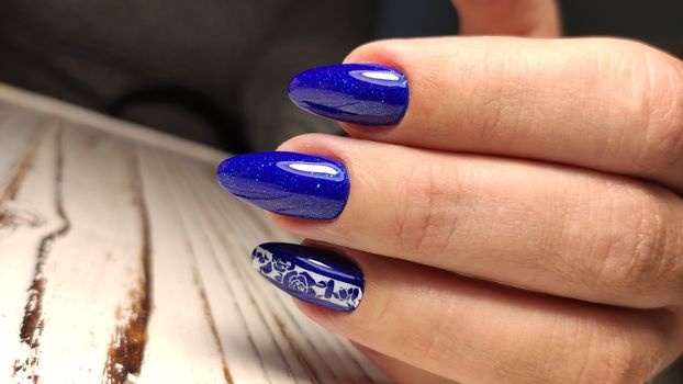 Fashionable design of manicure. Best 2019