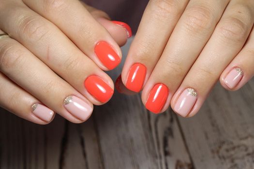 fashionable beige manicure with a silver pattern design