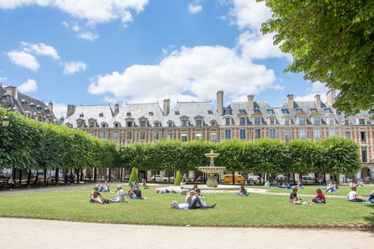 discovery of Paris and the banks of the Seine in summer, France