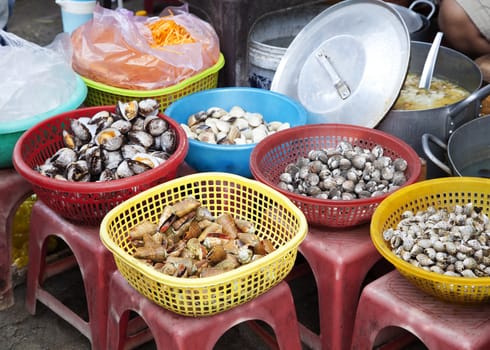 Raw seafood in a Vietnamese street market