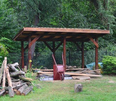 Garden shed construction. Work in progress.