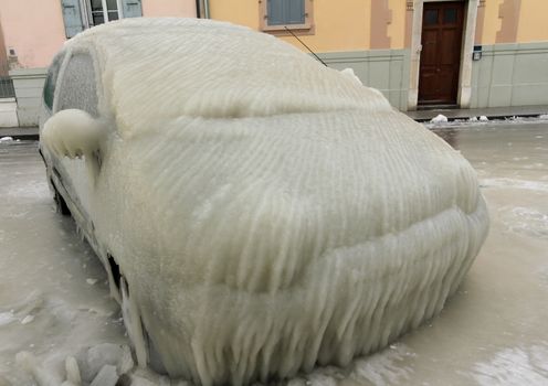 Car caught in the ice in Versoix Switzerland and cold
