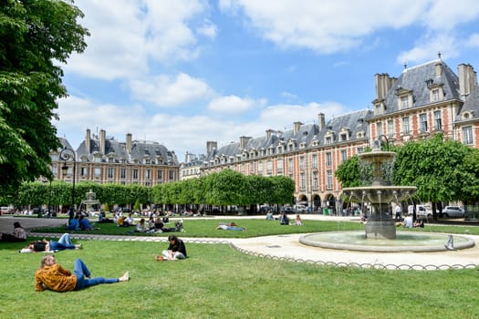 visit of Paris, Seine quay and Eiffel tower, walk in the parks of the capital of France in summer