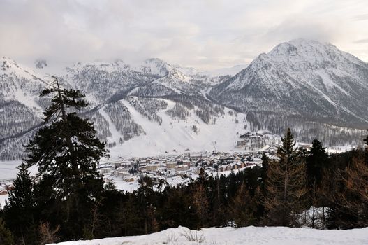 walk in the station of Montgenevre taken by the cold, the snow and the frost. France