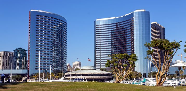 SAN DIEGO,CA - APRIL 07,2014 :A View on hotel Marriott in San Diego,California,United States of America.