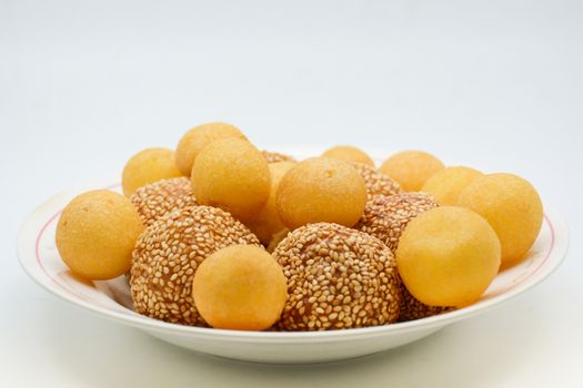 Deep fried sesame ball with pumpkin paste