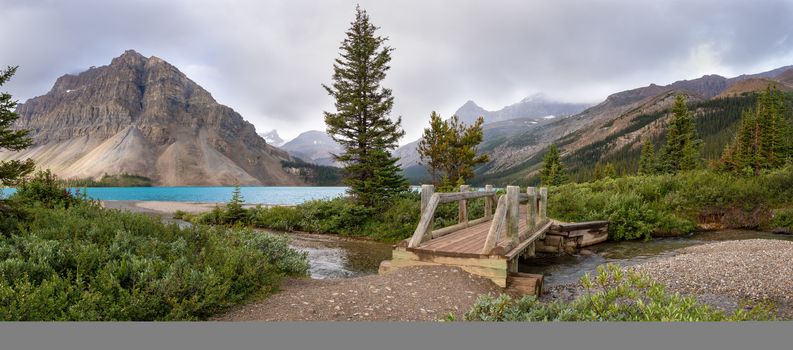 Beautiful Bow Lake on a cloudy day, Icefield Parkway, Banff National Park, Alberta, Canada