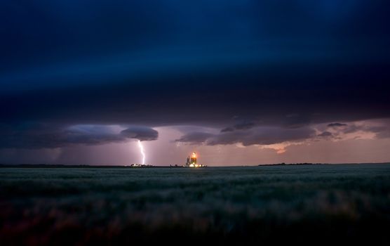 Lightning Storm Clouds Canada Saskatchewan Dramatic Summer