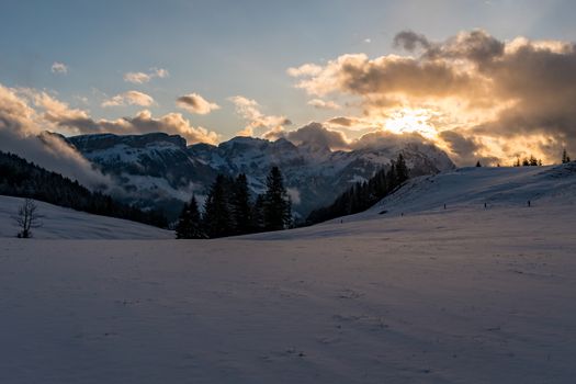 Wonderful winter hike from Restaurant Eggli over the Forstseeli and Diepoldsauer sponge to the Fähnerenspitz in the Appenzeller Land in Switzerland