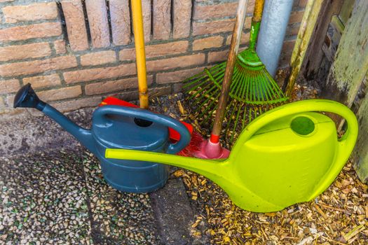 Basic essential gardeners equipment for the home garden
