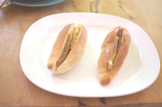 A world renowned delicacy from Sakon Nakhon , Thailand , Indochina pan-fried egg French bread