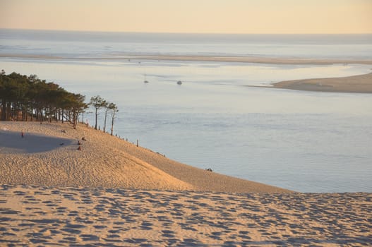 holidays around the Arcachon bay and the pilat dune, France.
summer evening on the beach
