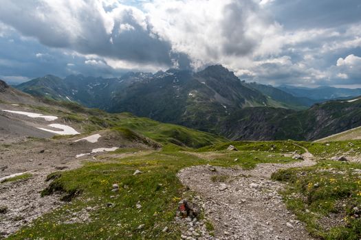 Fantastic mountain hike to the summit of Großer Krottenkopf in the Allgäu Alps