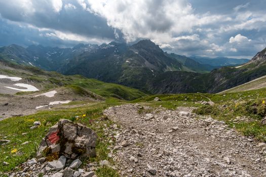 Fantastic mountain hike to the summit of Großer Krottenkopf in the Allgäu Alps