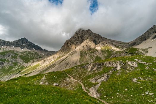 Fantastic mountain hike to the summit of Großer Krottenkopf in the Allgäu Alps