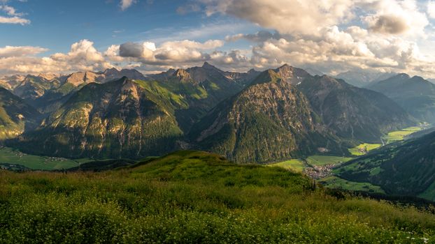 Fantastic mountain hike to the summit of Großer Krottenkopf in the Allgäu Alps