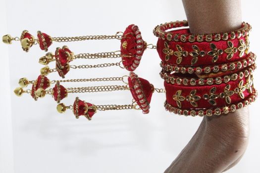 beautiful bangles set for women latest fashion