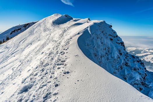 Fantastic snowshoe tour on the Hochgrat on the Nagelfluhkette in the Allgaeu.