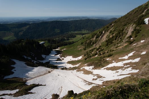 Wonderful hiking tour to the summit of the Buralpkopf, near Hochgrat, at the Nagelfluhkette in the beautiful Allgaeu.
