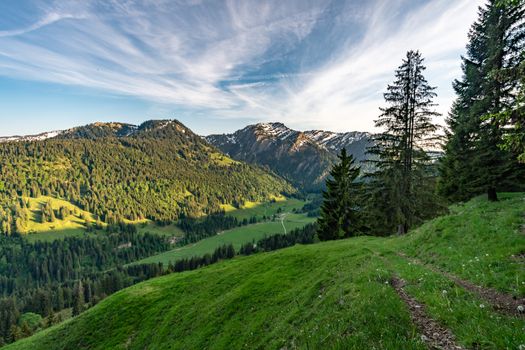 Wonderful hiking tour to the summit of the Buralpkopf, near Hochgrat, at the Nagelfluhkette in the beautiful Allgaeu.