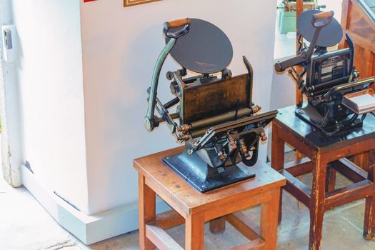 Antique iron press press old press