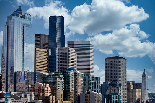 The skyline of Seattle on a bright sunny day