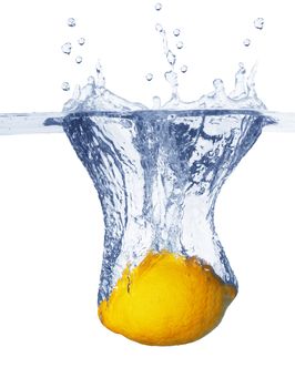 Lemon falls deeply under water with a big splash. 