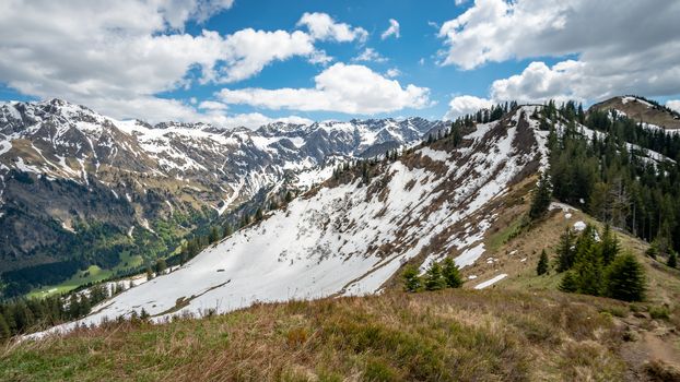 Fantastic crossing of Sonnenkopf, Heidelbeerkopf and Schnippenkopf in the Allgau Alps near Hinang, Sonfhofen