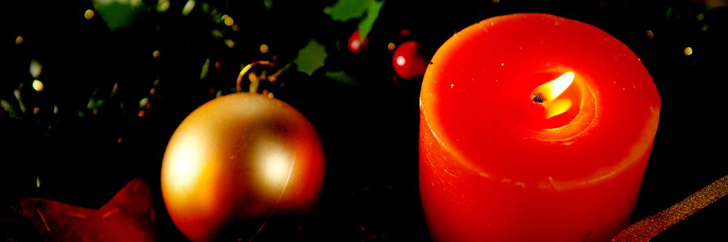 Christmas red circle candles with gold ball and ornament