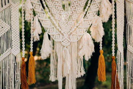 wedding ceremony area, arch chairs decor