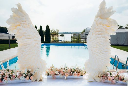 wedding ceremony area, arch chairs decor