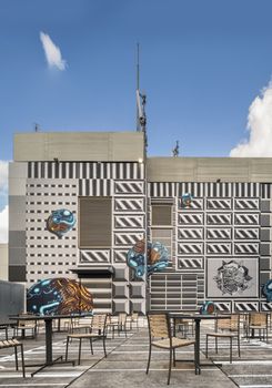 Terrace Mag's Park renovated in 2018 of the 109 Mens building built in 1987 dedicated to men's fashion. The terrace, whose walls display a very graphic universe inspired by video games, leads to Shibuya Crossing View, a gazebo overlooking Shibuya's Pedestrian scramble.