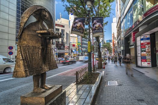 Public art sculpture created by sculptor artist Shoji Yotsuda in 1991 entitled A Fruit located in Dogenzaka Street near the crossing intersection of Shibuya Station. 