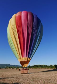 hot air balloon flight in the vaucluse above the village of Roussillon, France