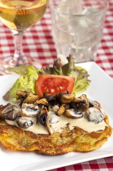 swiss roesti with mushroom sauce