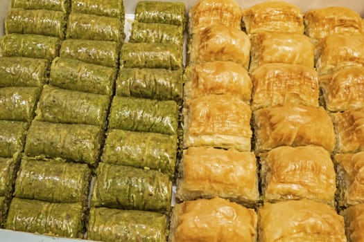 traditional turkish dessert baklava