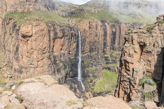 A waterfall seen from the Sentinel hiking trail to the chain ladders and Tugela Falls