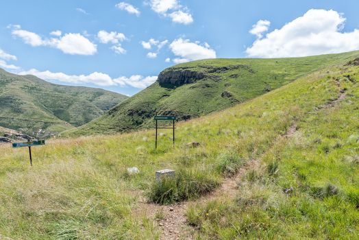 Directional sign at the junction between the Wodehouse and Ribbok trails at Golden Gate