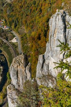 Fantastic autumn hike in the Danube valley