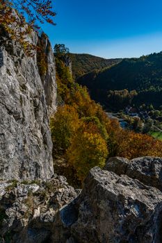 Fantastic autumn hike in the Danube valley