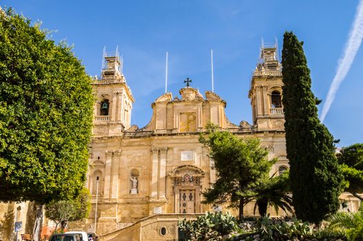Facade of the Saint-Laurent collegiate church in Vittoriosa (Birgu) - Three cities, Malta