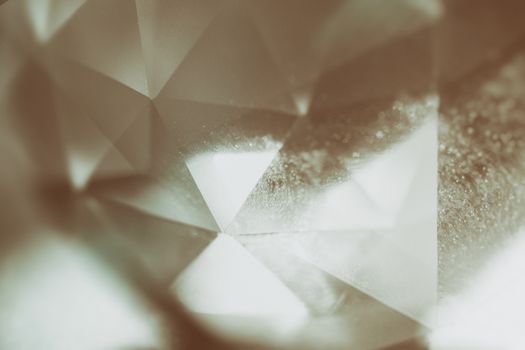 Diamond light leaks